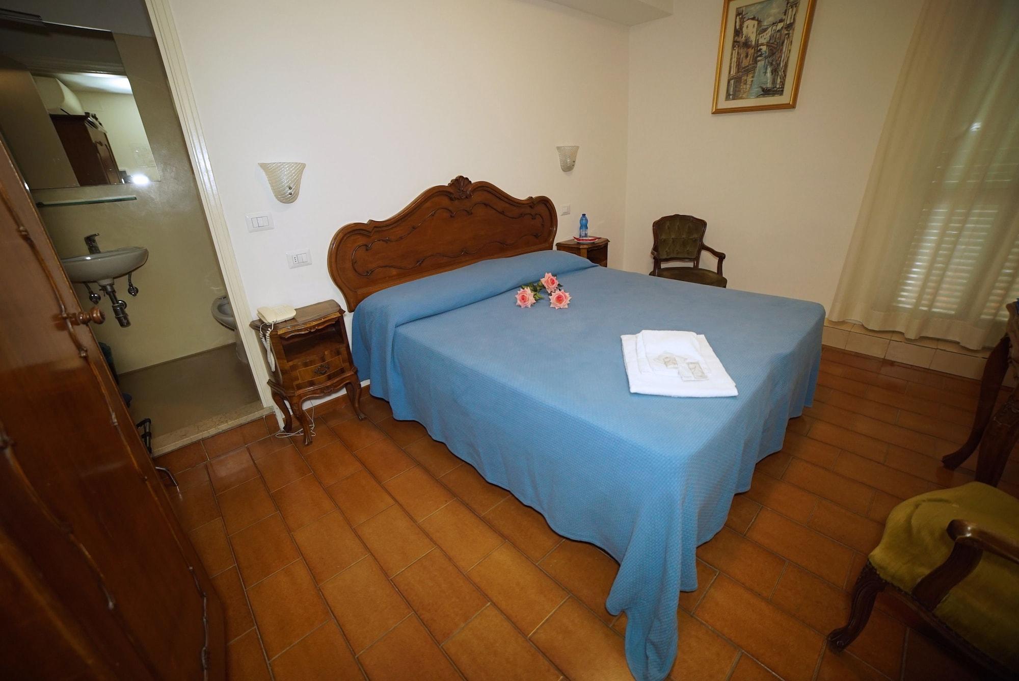 Canada Hotel Venezia
