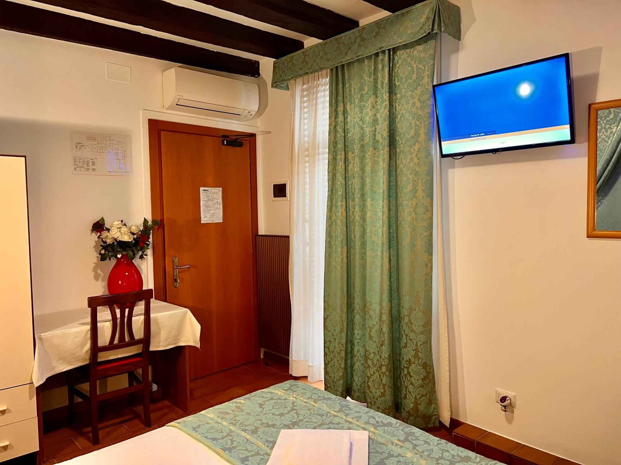 Hotel Canada Venezia